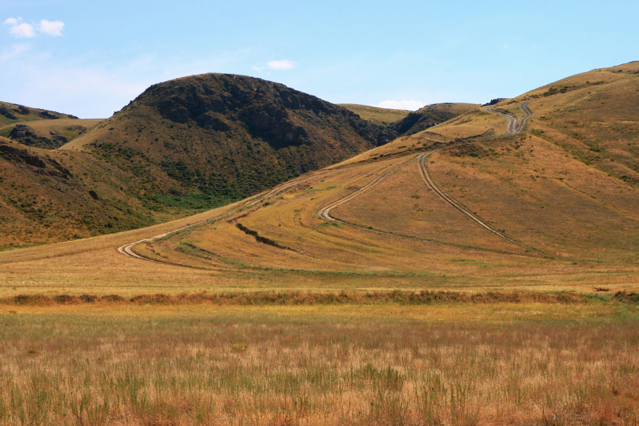 steep acent at Kyzyltogan hills