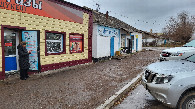 #3: У кафе / Near Cafe
