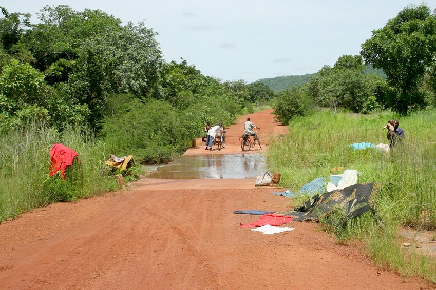 The track, north-west to Sébékoro