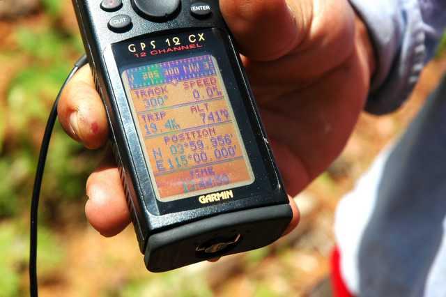 GPS showing E 115 degrees 00.00 minutes