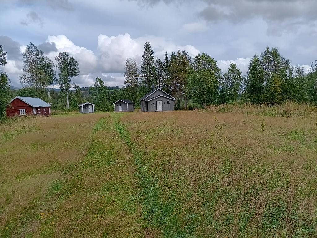 Osten; view east