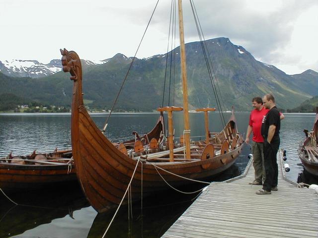 Close to the confluence, in Bjørkedalen, they build viking longships. Ragnar Torseth has crossed the atlantic in one built here
