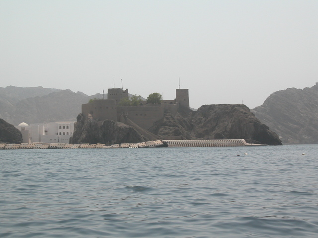 Old fort near Masqat harbor
