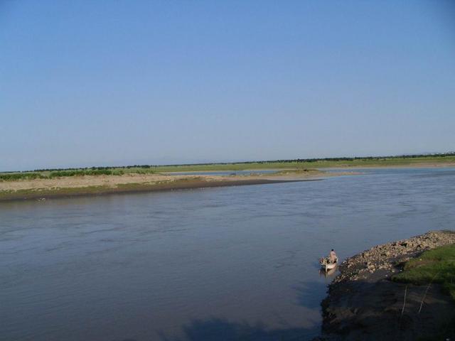 The Kābul River joins the Indus River