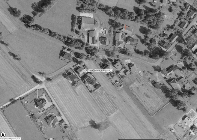 Zdjęcie satelitarne z geoportal.gov.pl z zaznaczonym domniemanym punktem przecięcia./satellite photo from geoportal.gov.pl with estimated position of confluence marked