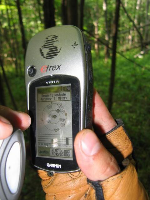 GPS приемник в точке пересечения / GPS-receiver on the confluence