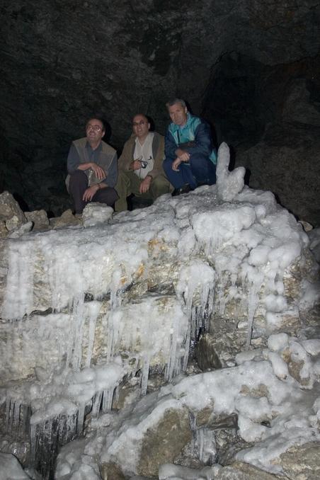 Рядом со сталагмитом -- Beside the stalagmite