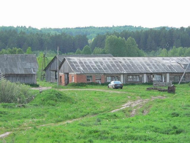 The barn near Doronino village