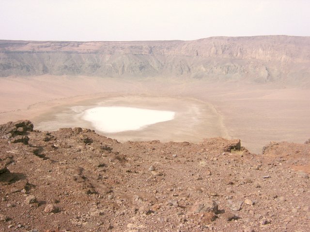 The crater near Tāba