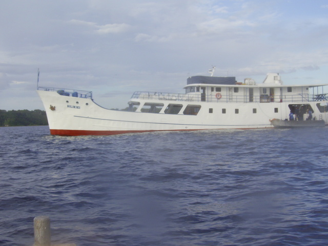 Bilikiki - Dive boat we toured on.