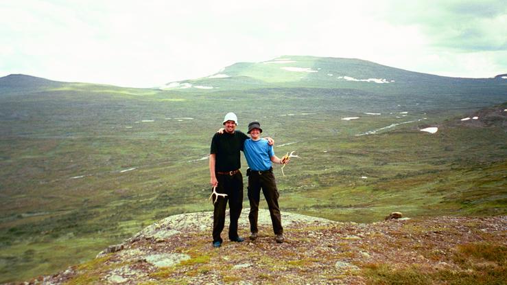 Me to the right and Mats to the left on the confluence point. Note the reindeer horns that we found.