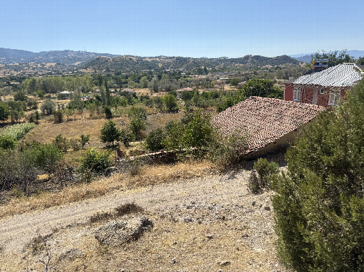 #1: The confluence point from 10 m distance