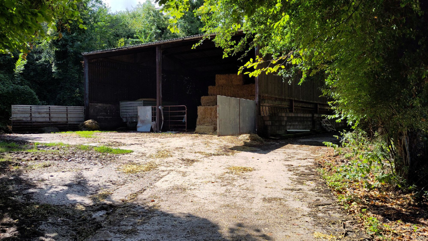 upper barn 600 m from the CP