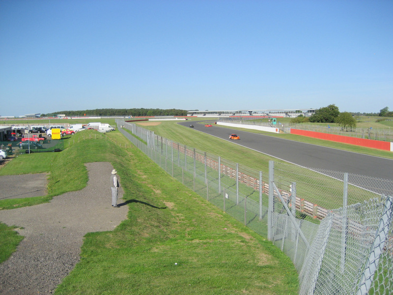 Alan watches race cars at Silverstone (about 5 miles from the confluence).