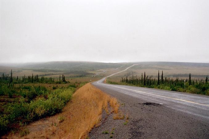 Pipeline & Dalton Highway north of the CP