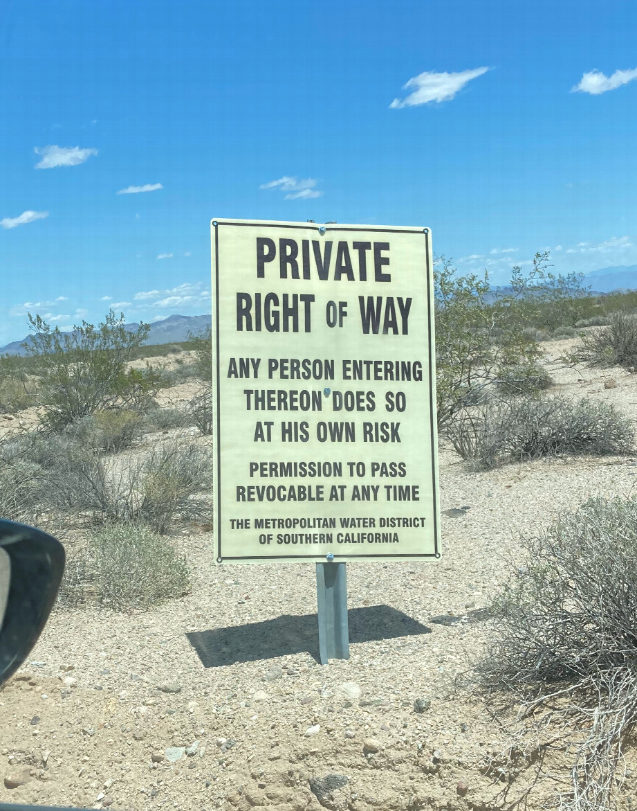 Sign at the start of the road I used to reach my parking spot