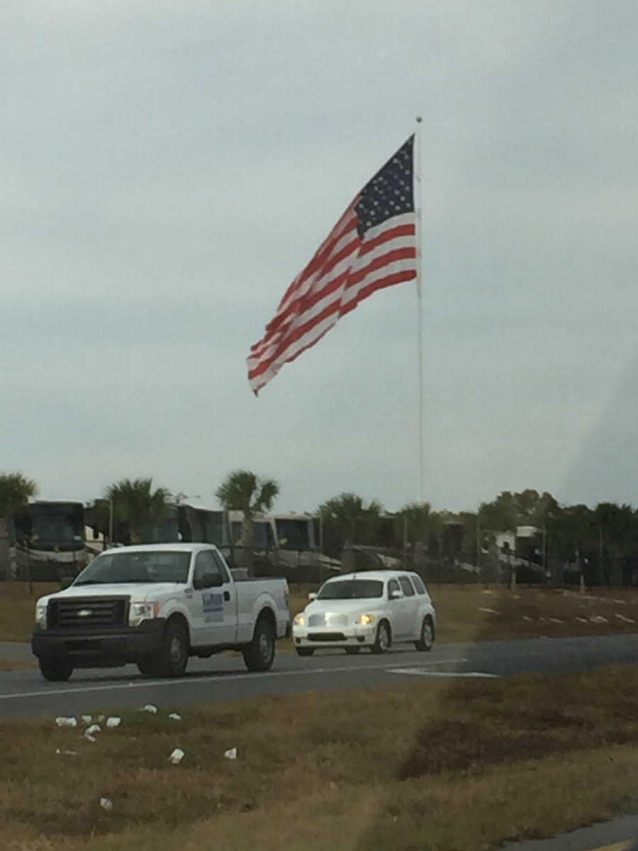 Big flag on US 441 / US 27