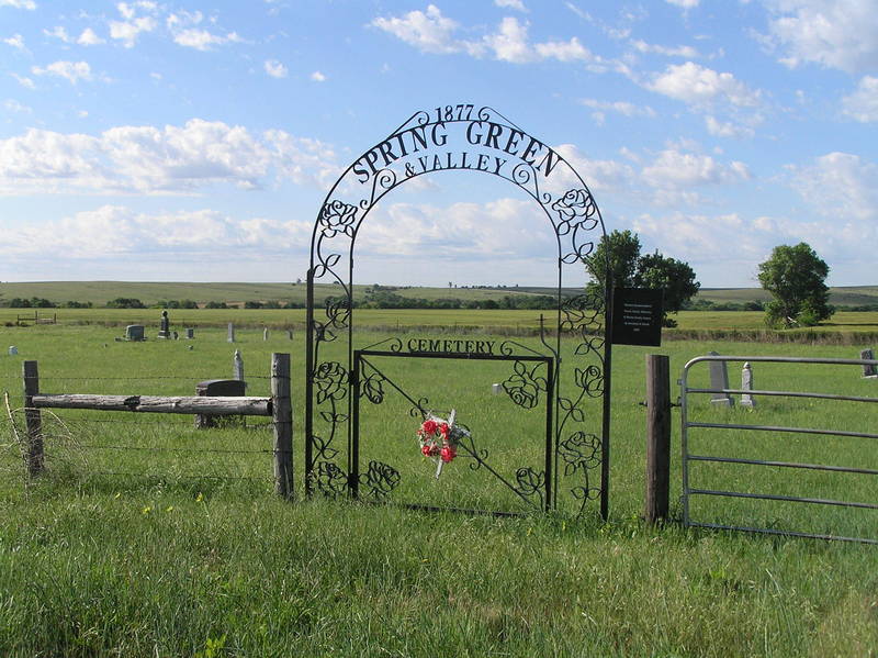 Picturesque cemetery about 11 km northeast of confluence.