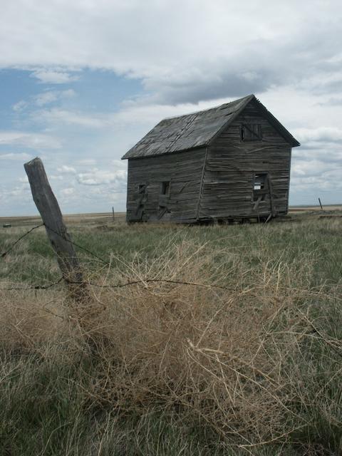 Old abandoned homesteader barn near the confluence