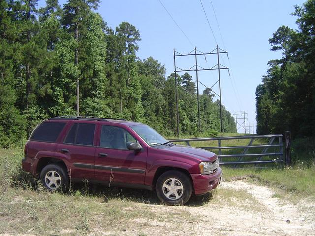 Here we parked the SUV and walked just 250 m through  the public utility easement to CP