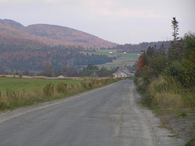 Nearest road, looking east, with Canada on the left and the USA on the right, from the start of the confluence trek, 1 km north of the confluence.