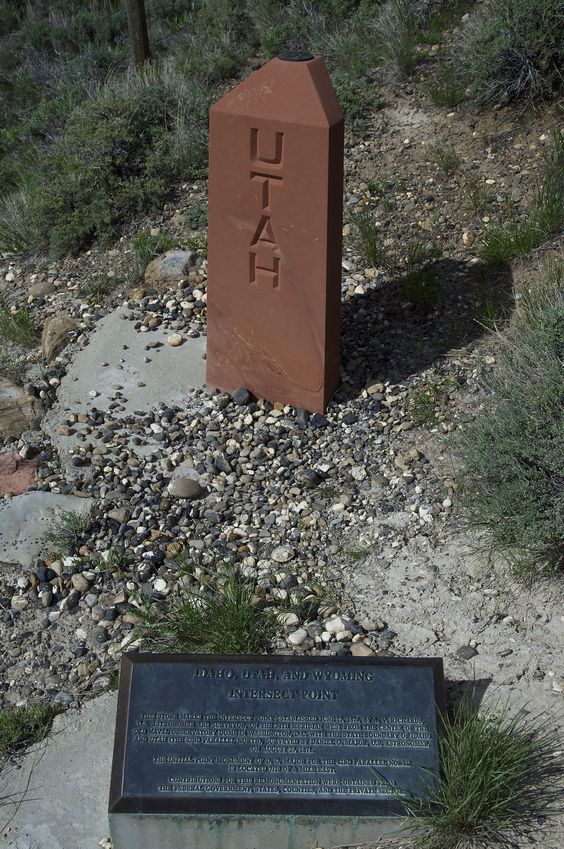 The nearby state tripoint 'Monument' (where Idaho-Utah-Wyoming meet)