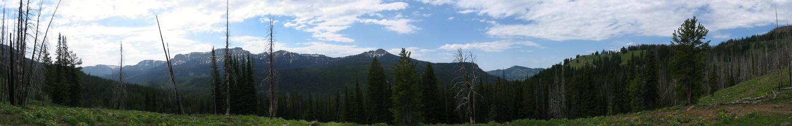 Panorama shot from the top of the pass at North Fork