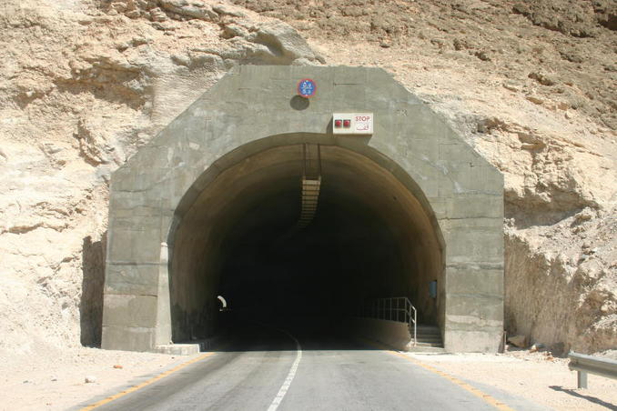 Tunnel on the way