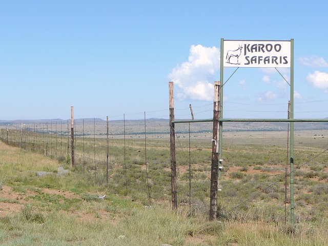 Entrance from R61